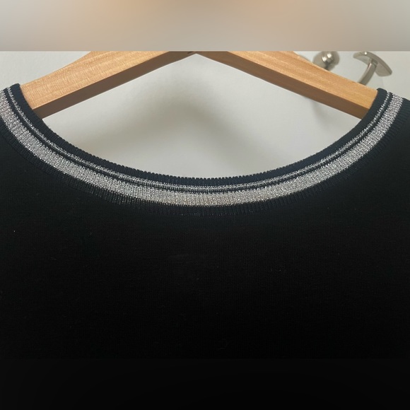 Velvet by Graham and Spencer black t-shirt with silver neck detail XS - Picture 5 of 7